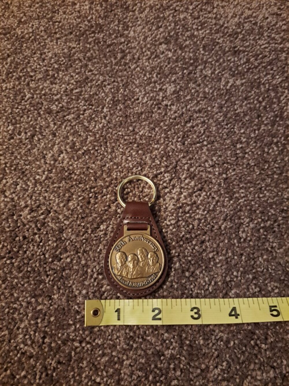 Vintage John Deere Waterloo #3425 1991 UAW Local 838 50th Anniversary Keychain - Picture 4 of 5